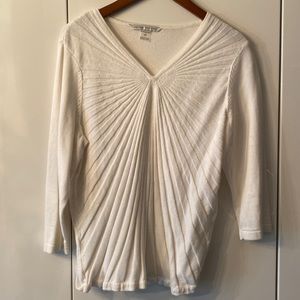Peter Nygard Sweater